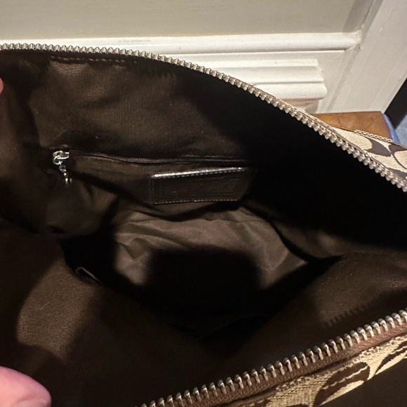 Coach  handbag beige and brown with big C print in  EUC - Picture 4 of 9